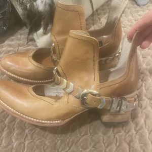 Freebird ankle boots size 10